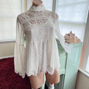 ALTARD STATE EMBROIDERED IVORY LONG BELL SLEEVE PEASANT BLOUSE WOMEN'S S BOHO